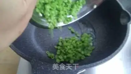Make Soyato shrimp, fried eggs step 6