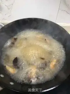 Make Fresh soup with potatoes and egg skin step 1