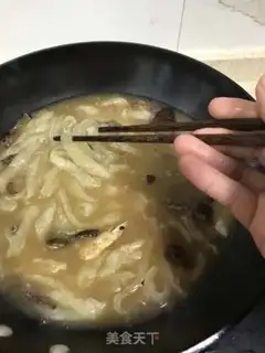 Make Fresh soup with potatoes and egg skin step 3