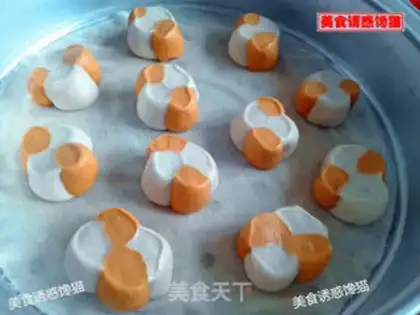 Make Pumpkin double-coloured buns step 8