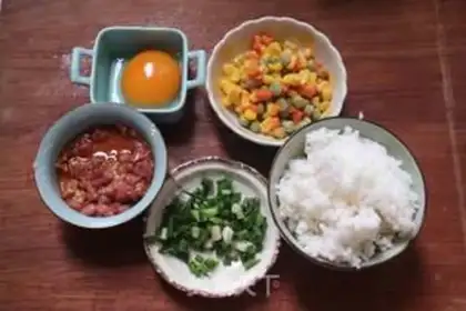 Make Fried beef rice step 0