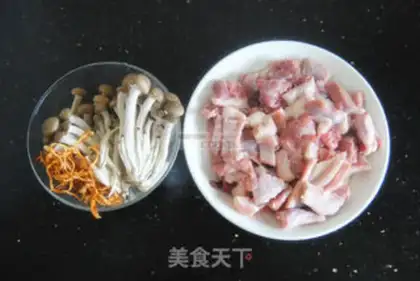 Make Crab-smelling duck soup step 0