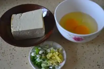 Make Tofu fried eggs step 0