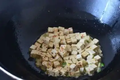 Make Tofu fried eggs step 7