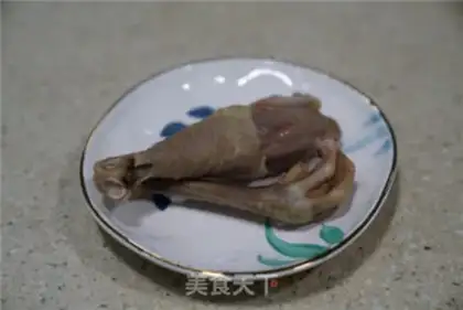 Make Chicken leg mushroom soup step 2