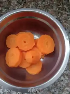 Make Carrot yogurt muffin step 0