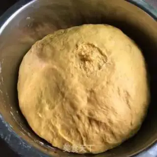 Make Pumpkin milk buns step 4