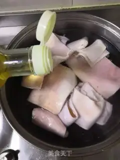 Make Fried pig skin step 1