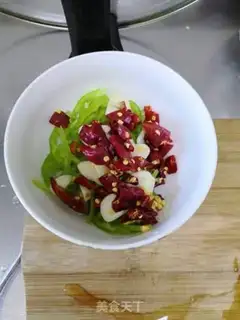 Make Fried pig skin step 8