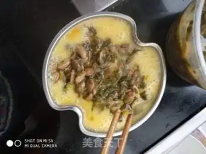 Make Steamed eggs step 1