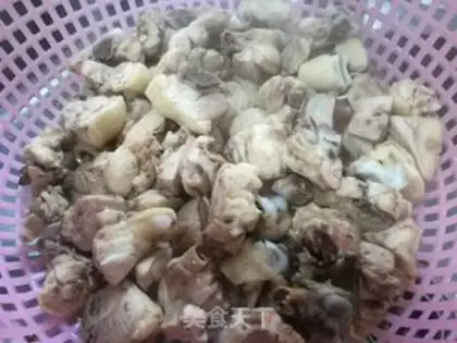 Make Spicy fan chicken leg step 0