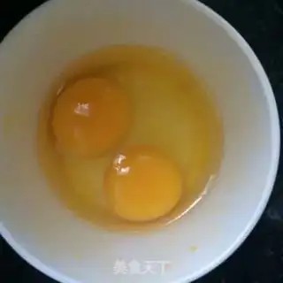 Make Spinach fried eggs step 2