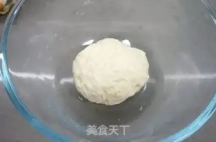 Make The egg-cracker step 1