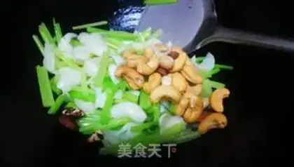 Make The Celery Lily step 4