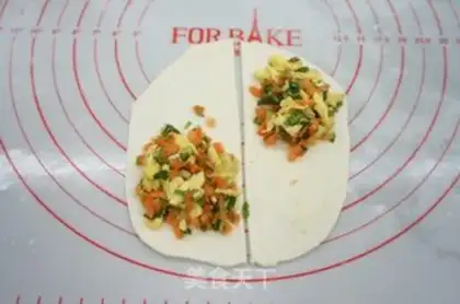 Make The egg-cracker step 4