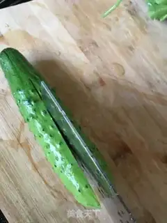 Make Pork elbow cucumber step 0