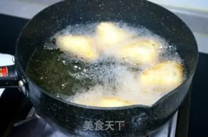 Make The egg-cracker step 6