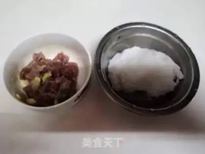 Make Cream of beef step 1