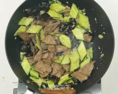 Make The tip of the liver step 9