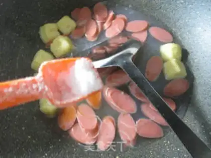 Make Tofu ham fan soup step 5