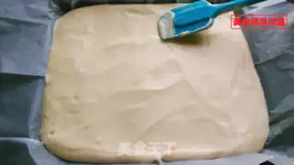 Make Red-tree cake roll step 5