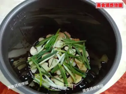 Make Power-pressure pot salt chicken step 2