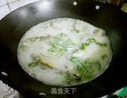Make Sour seafood soup step 5