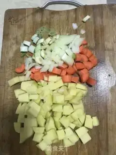 Make curry chicken gravy step 1