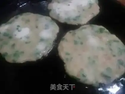 Make Tombo shrimp pancakes step 3