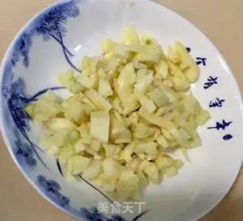 Make Garlic spinach step 2