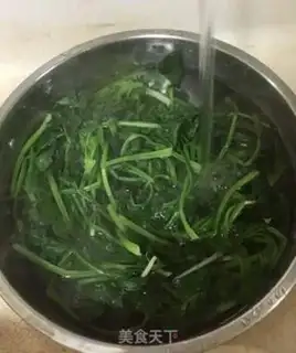 Make Garlic spinach step 3