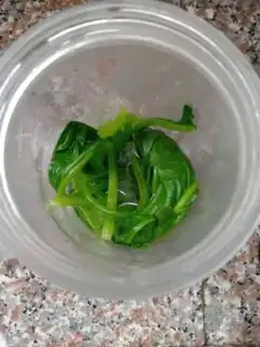 Make The spinach jade pie step 1