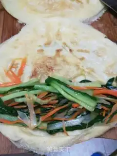 Make Eggskin vegetable rolls step 6