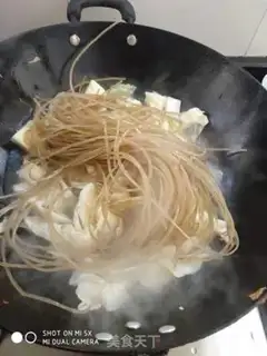 Make A cabbage fan with hot potballs step 6