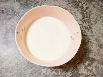 Make Milk egg pudding step 0