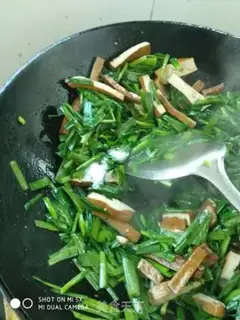 Make Scrambled beans step 9