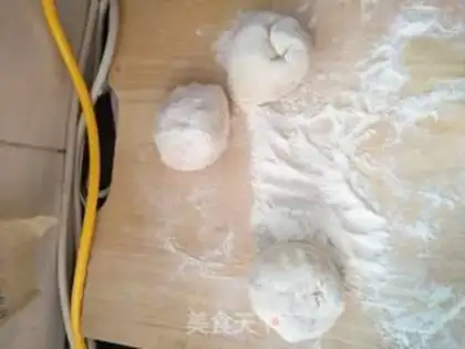 Make Sphinx beef buns step 11