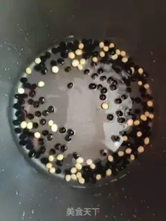 Make Celery with black beans step 1