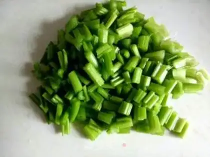 Make Celery sprouts step 1
