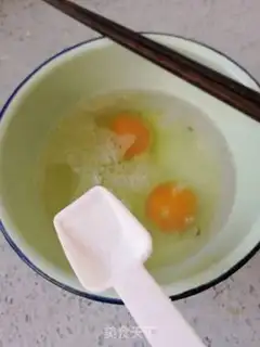 Make Shrimp tofu eggs step 1