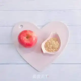 Make Apple oatmeal step 0