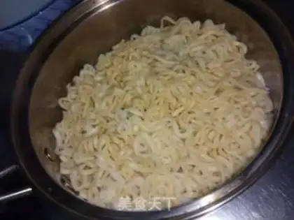 Make Spaghetti step 1