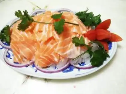 Make The salmon stabbing step 2