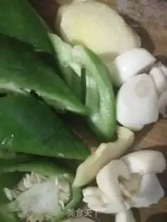 Make Dry-pot goose step 2