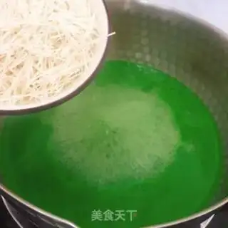 Make Spaghetti noodles step 4