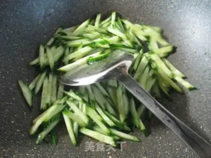 Make The cucumbers made silk step 3