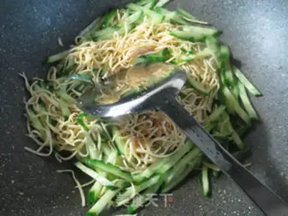 Make The cucumbers made silk step 4