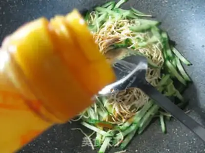 Make The cucumbers made silk step 5