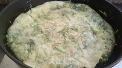 Make Spicy eggs step 9