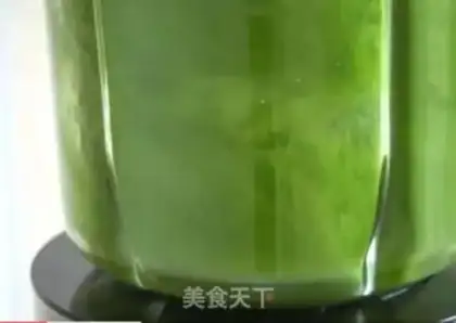 Make Homemade real cucumber egg chutes step 0